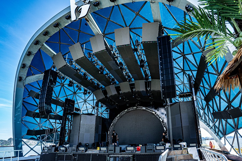 Du thuyền trong ngày hoành tráng nhất Vịnh Hạ Long - Dolphin Cruise 6 sao